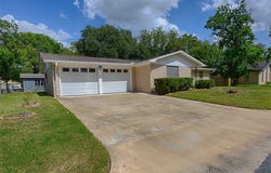 208 Matula Ave, Schulenburg, TX 78956