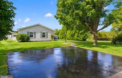 470 GROUSE Court E, NEW HOPE, PA 18938