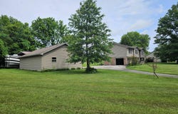 105 Woods Point Drive, Berea, KY 40403