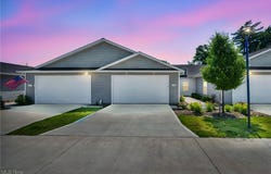 242 Oak Tree Lane, Elyria, OH 44035