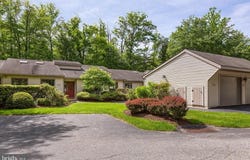 960 KENNETT WAY, WEST CHESTER, PA 19380