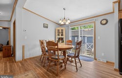 910 PINES Road, ETTERS, PA 17319
