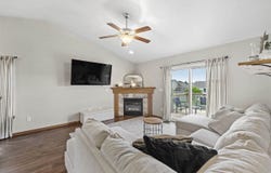 1375 Whipple Ct, NorthLiberty, IA 52317