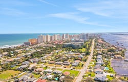 2811 S Peninsula Drive, Daytona Beach, FL 32118