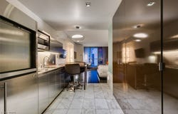 4381 Flamingo Road, Las Vegas, NV 89103