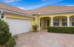 5422 Barbados Square, Vero Beach, FL 32967