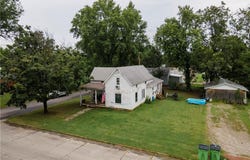 600 E Main Street, Cherryvale, KS 67335