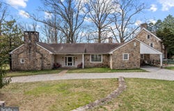 2141 PAPER MILL ROAD, HUNTINGDON VALLEY, PA 19006