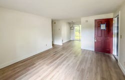 650 SW MEADOW Dr, Beaverton, OR 97006