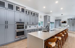 7820 N 5TH Avenue, Phoenix, AZ 85021
