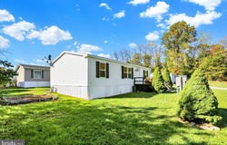 327 OAK Street, HAMBURG, PA 19526