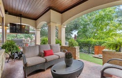 19 San Savio CT, Austin, TX 78738