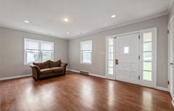 1250 NE 52nd Avenue, Des Moines, IA 50313