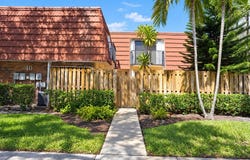 9851 NW 6th Place, Plantation, FL 33324