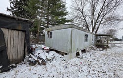 48 E Scott Street, Medora, IN 47260