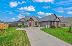5011 Greenstone Way, Bryan, TX 77802