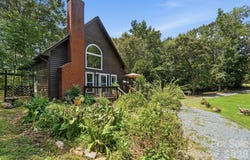 141 Oak Leaf Lane, Wingate, NC 28174