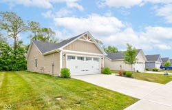 2747 Stonebridge Drive, Lebanon, IN 46052