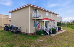 133 SE 48th Street, Oak Island, NC 28465