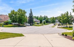 10729 Lone Tree Place, Fort Wayne, IN 46818-8879