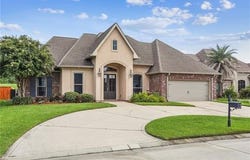 277 CYPRESS LAKES Drive, Slidell, LA 70458