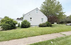 3522 OAKDALE AVE, Lorain, OH 44055