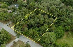 543 E Hickpochee Avenue, Labelle, FL 33935