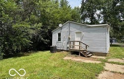 2413 N Macedonia Avenue, Muncie, IN 47303
