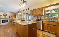 8463 Zanzibar Lane N, Maple Grove, MN 55311