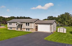 57 Pleasant Street, Leicester, NY 14481