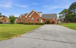 8 Randolph Drive, Windsor, VA 23487