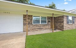 1606 Princeton Avenue, Springdale, AR 72762