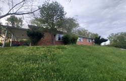 150 East 3rd Street, Beattyville, KY 41311