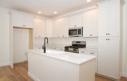 3B Dearborn Circle, Goffstown, NH 03045