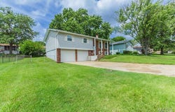 8 Wisteria Way, St Peters, MO 63376