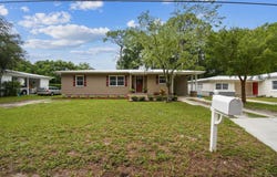 2205 Gillis St, Palatka, FL 32177