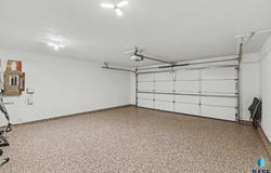 6105 W Maxwell Pl, Sioux Falls, SD 57107-3201