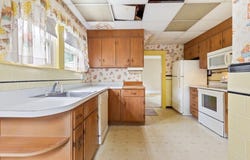 34 Worcester St, Grafton, MA 01519