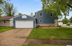 3348 W LISA Lane, Peoria, IL 61615