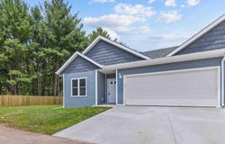 602 E Madison Avenue, Milton, WI 53563