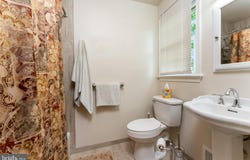 39627 RODEFFER ROAD, LOVETTSVILLE, VA 20180