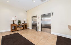 120 N Northwest Highway, Park Ridge, IL 60068