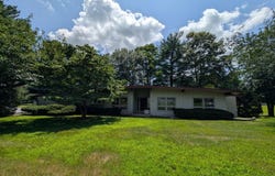 2 Patty Drive, Wrightstown, NJ 08562