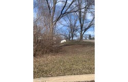 636 E 4th Avenue, Naperville, IL 60540