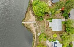 10 Sandpiper Ter, Wareham, MA 02571