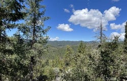 440 Sandridge Ct, Hayfork, CA 96041