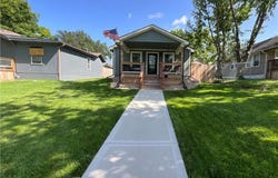 1118 Pacific Avenue, Osawatomie, KS 66064