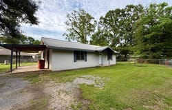 852 Herrin Dr, Picayune, MS 39466