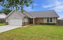 2517 S Hickory Avenue, Broken Arrow, OK 74012