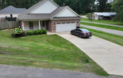 202 Robbins Drive, New Albany, MS 38652